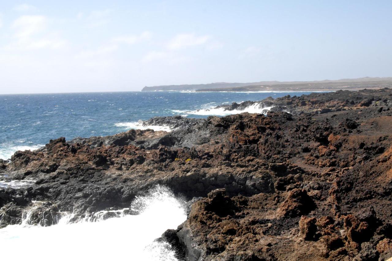 Volcan De Sal Teguise (Lanzarote) Exterior foto